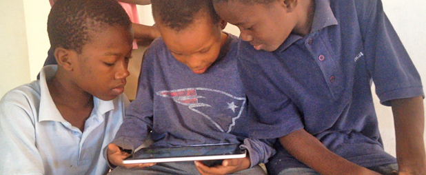 Using technology_for_education_in_Haiti3
